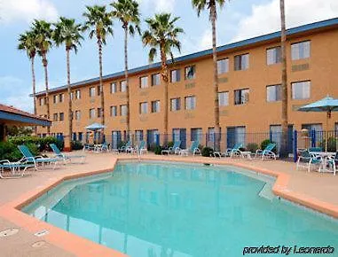 Days & By Wyndham Near Phoenix Hotel