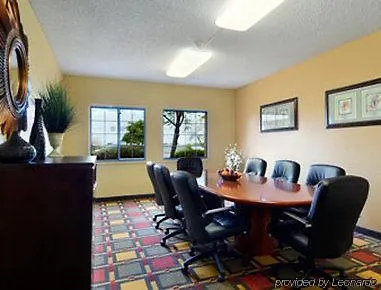 Hotel Days & By Wyndham Near Phoenix 3*