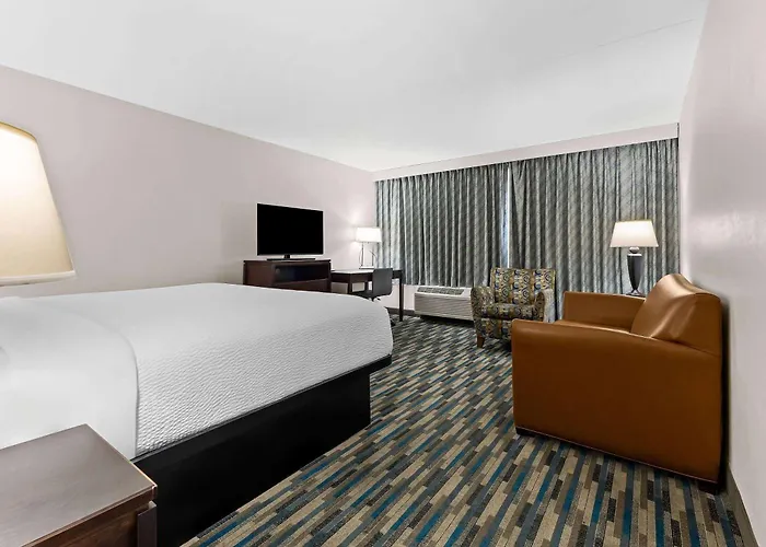 Hotel Days & By Wyndham Near Phoenix