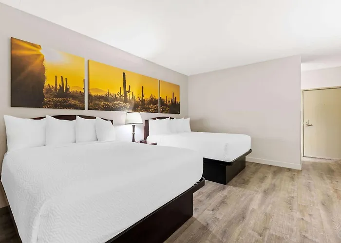 Days & By Wyndham Near Phoenix Hotel