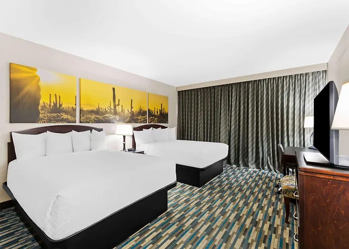 Hotel Days & By Wyndham Near Phoenix