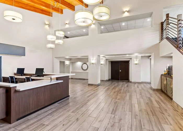 Hotel Days & By Wyndham Near Phoenix