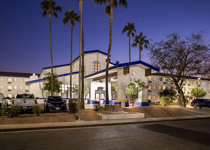 Days & By Wyndham Near Phoenix Hotel Mesa